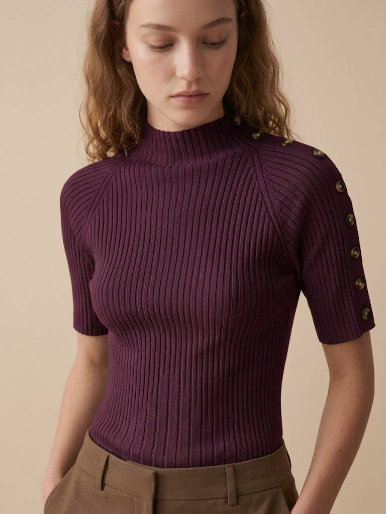 Choklate Paris Kurzarmpullover Lou mit Schulterknöpfen Pflaume