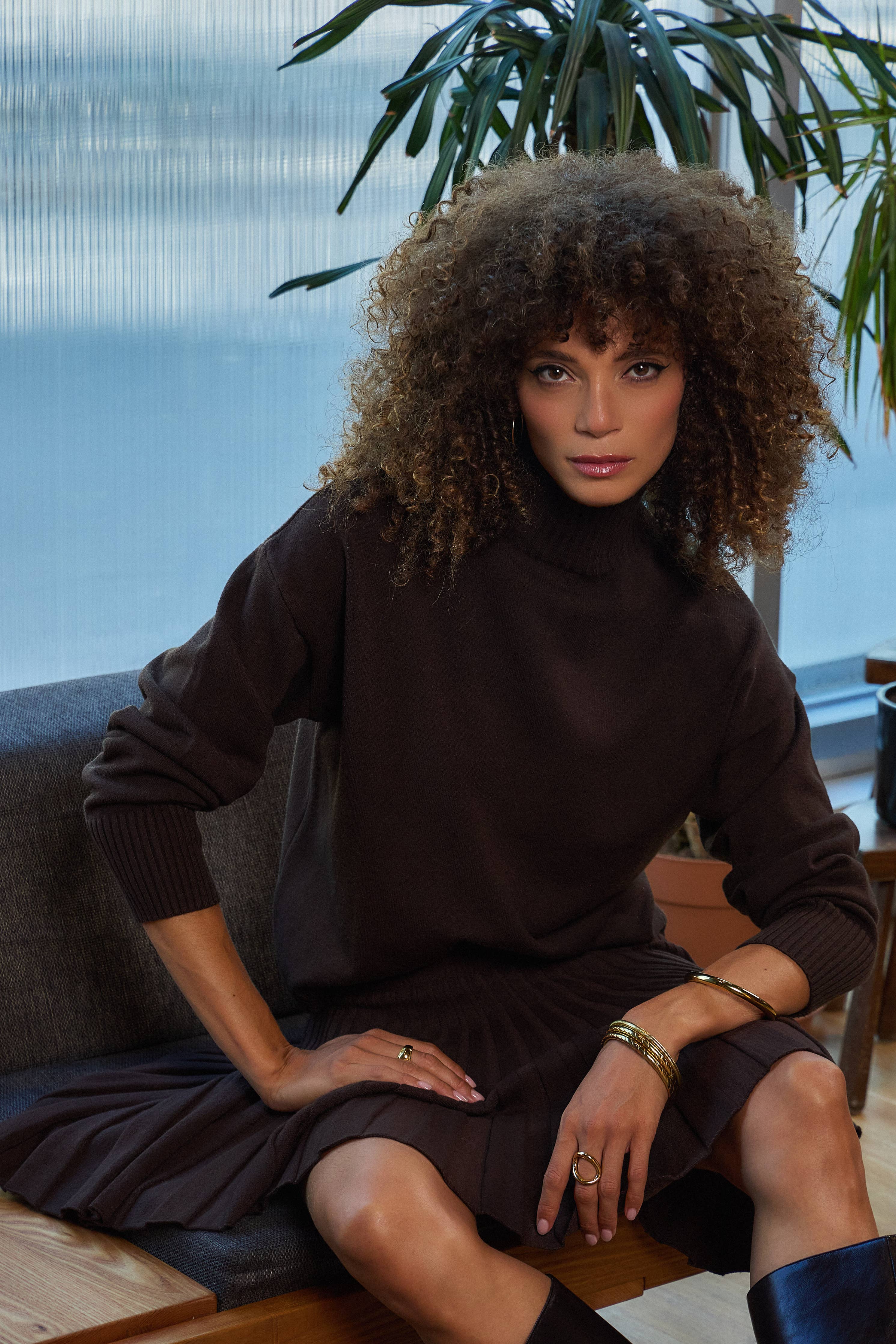Lulumary Weicher Stehkragen-Pullover Kaffeebraun