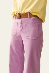 Q2 Gerade geschnittene Jeans mit vorderen Taschen Flieder | Coloured Denim