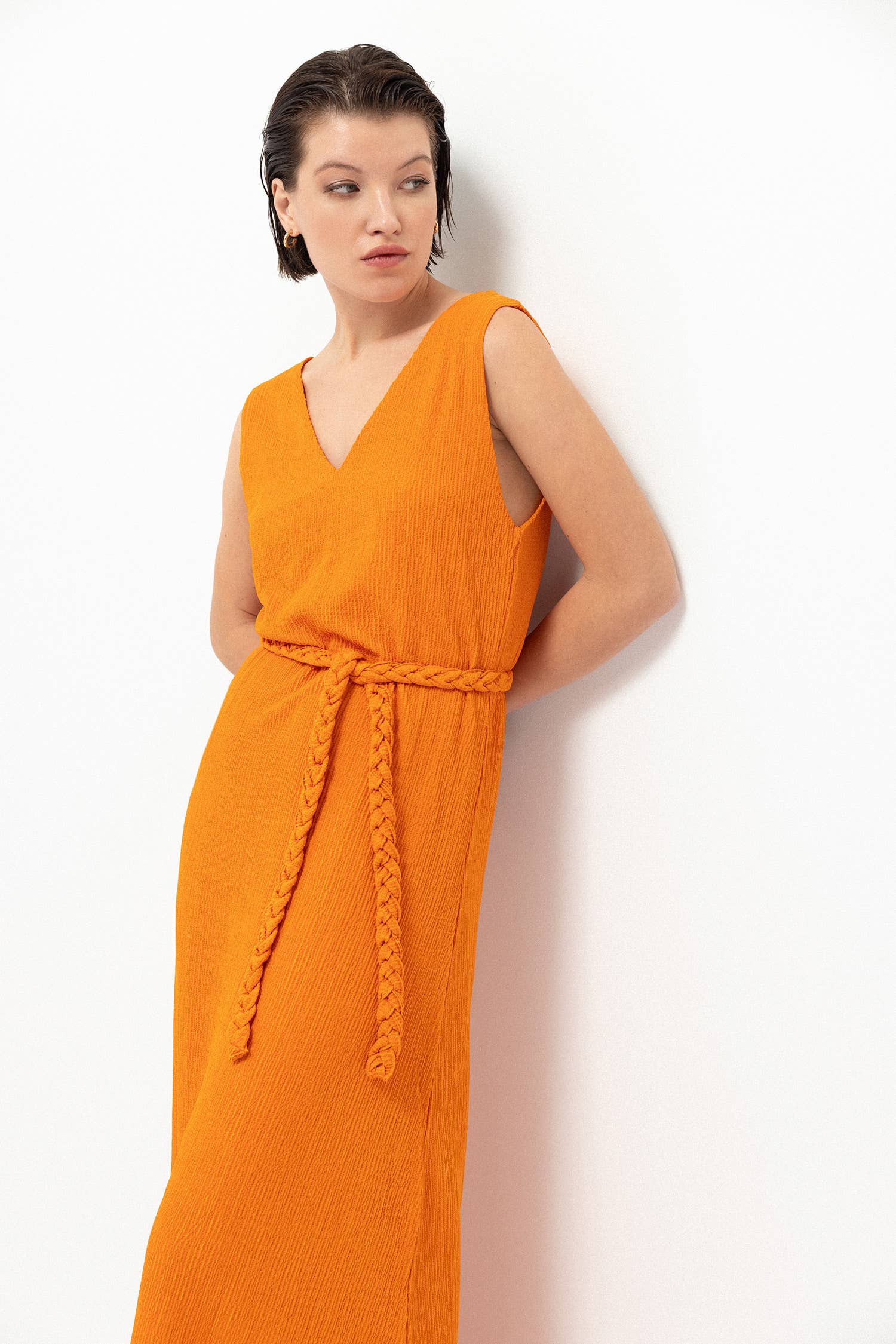 Lanidor Kleid mit Gürtel und V-Ausschnitt Orange