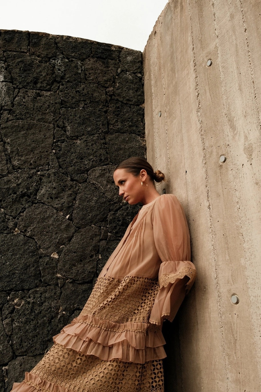 Purple Queen Maxikleid Thalys Camel mit Spitze und Volants