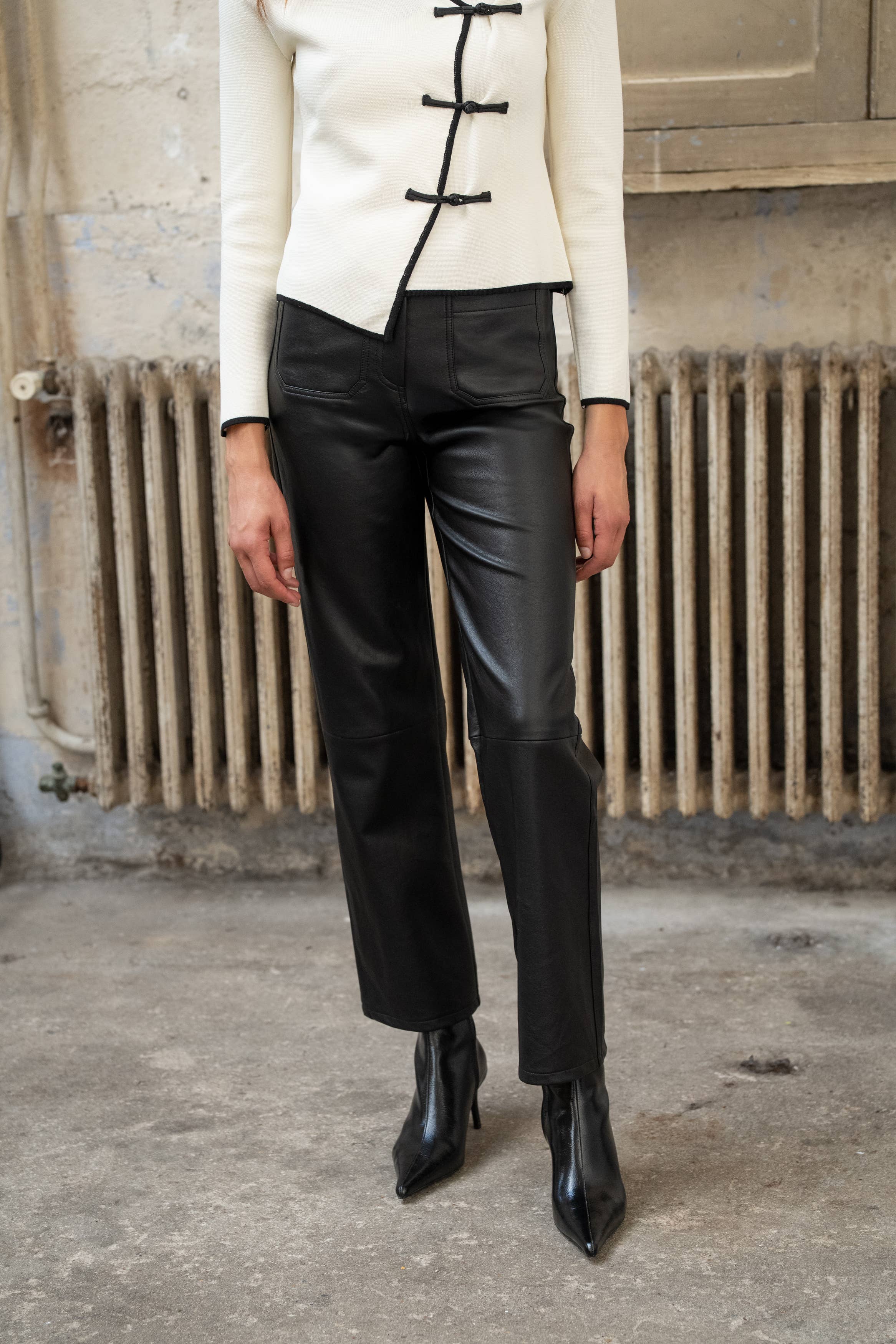 Lulumary Kunstlederhose Schwarz – Gerade geschnitten