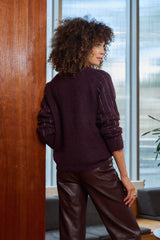 Lulumary Weicher Strickpullover Bordeaux mit silbernem Perlenbesatz