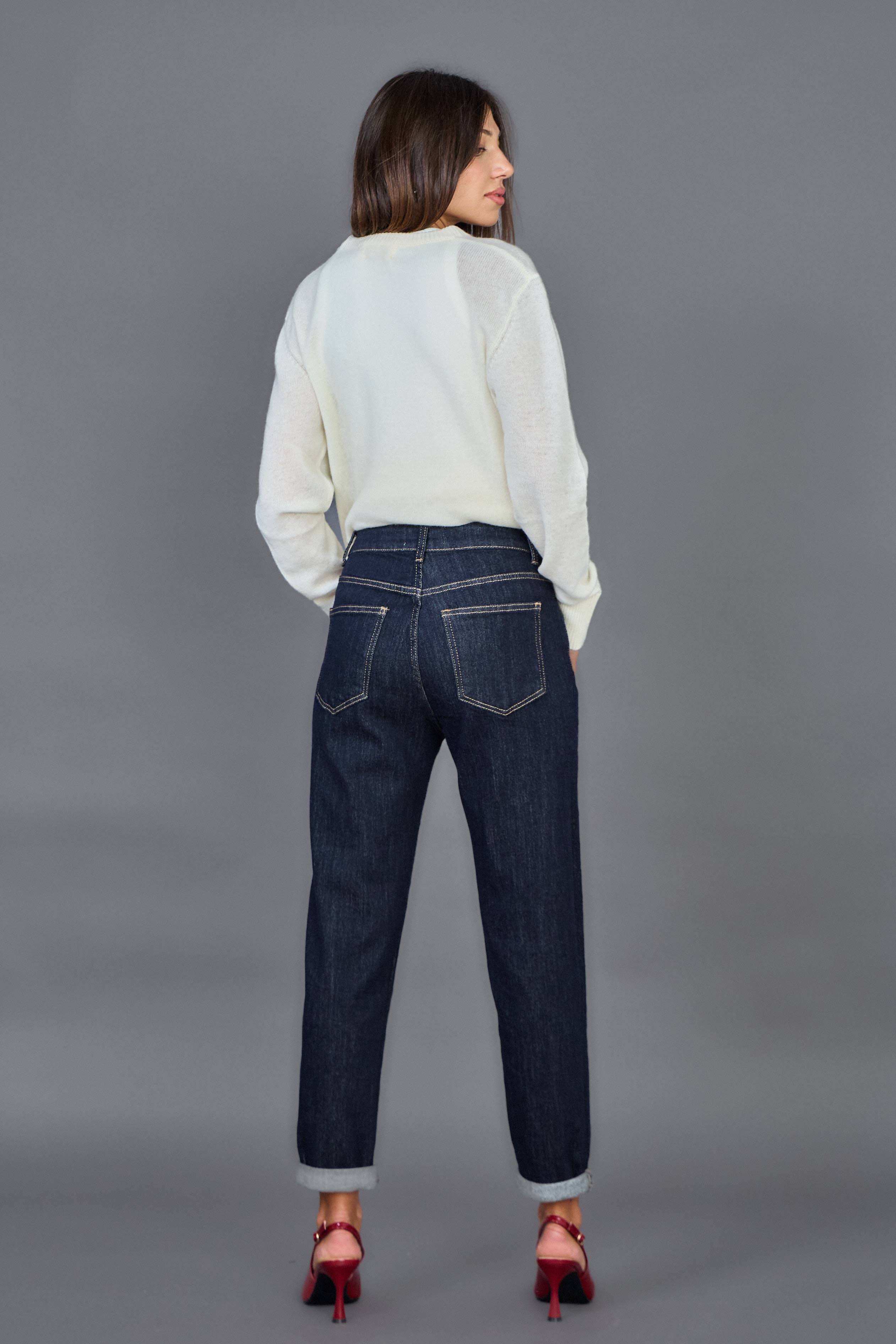 Ana & Lucy Mom-Fit Jeans „Jeanne“ in Marine Brut