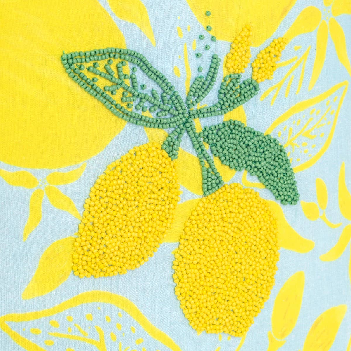 Isla Bonita by SIGRIS Tasche mit Zitronenprint & Perlenstickerei Gelb