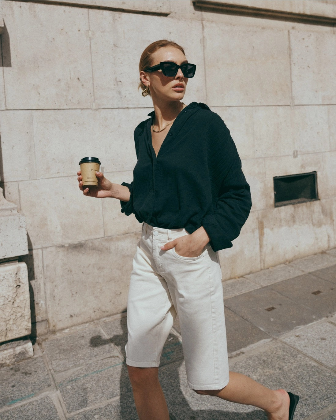 Ana & Lucy Bermuda-Shorts Baggy Dad "Clara" weiter Schnitt - Ecru