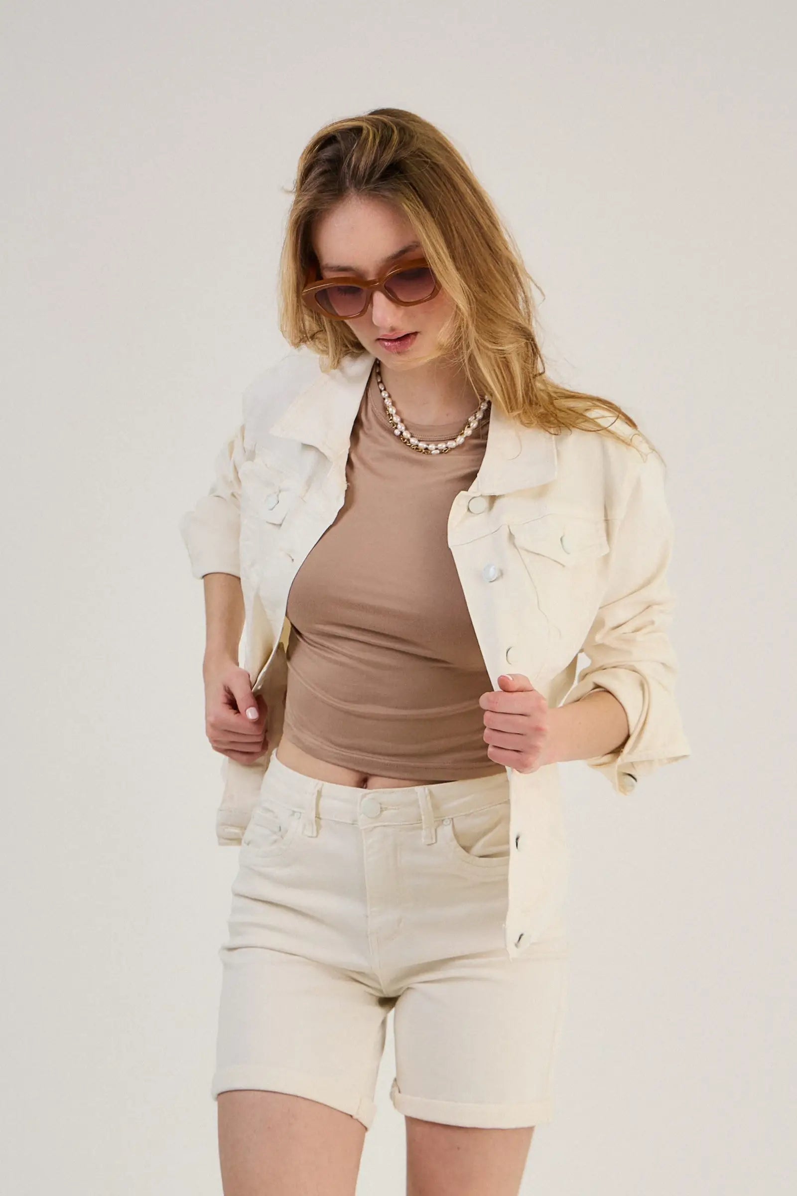 Ana & Lucy Bermuda-Shorts Baggy Dad "Clara" weiter Schnitt - Ecru