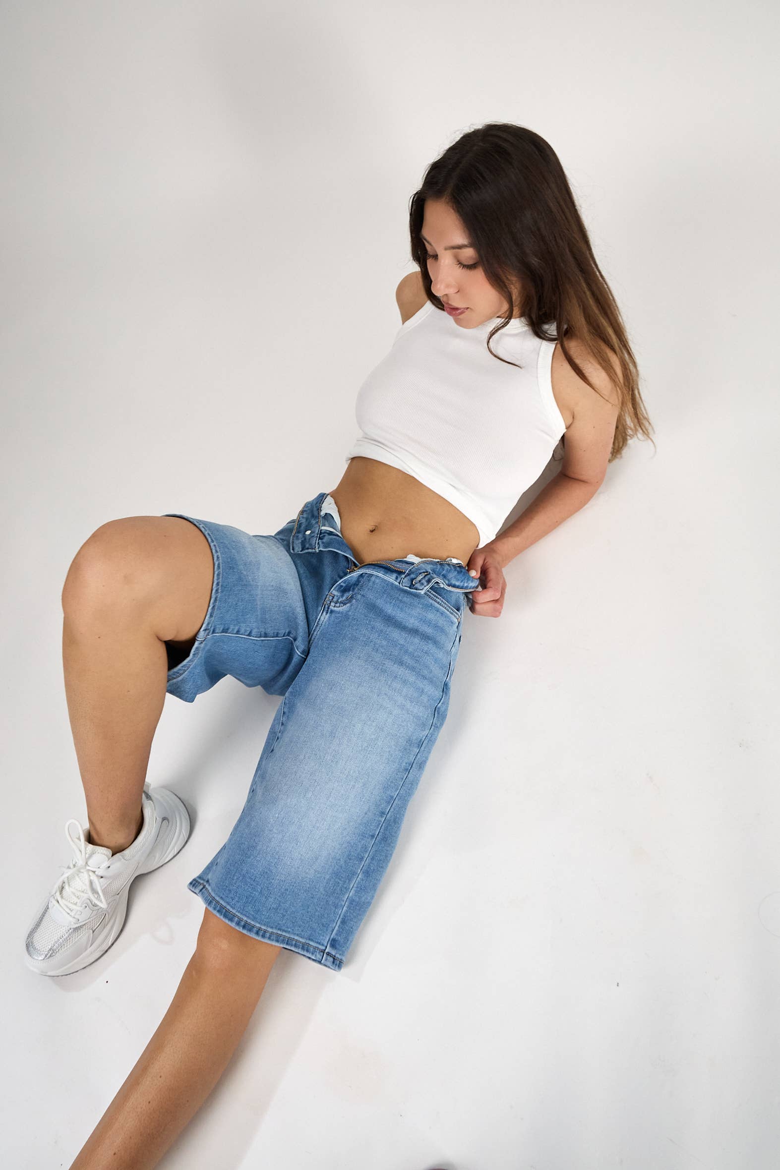 Ana & Lucy Bermuda Baggy Dad weite Passform Hellblau