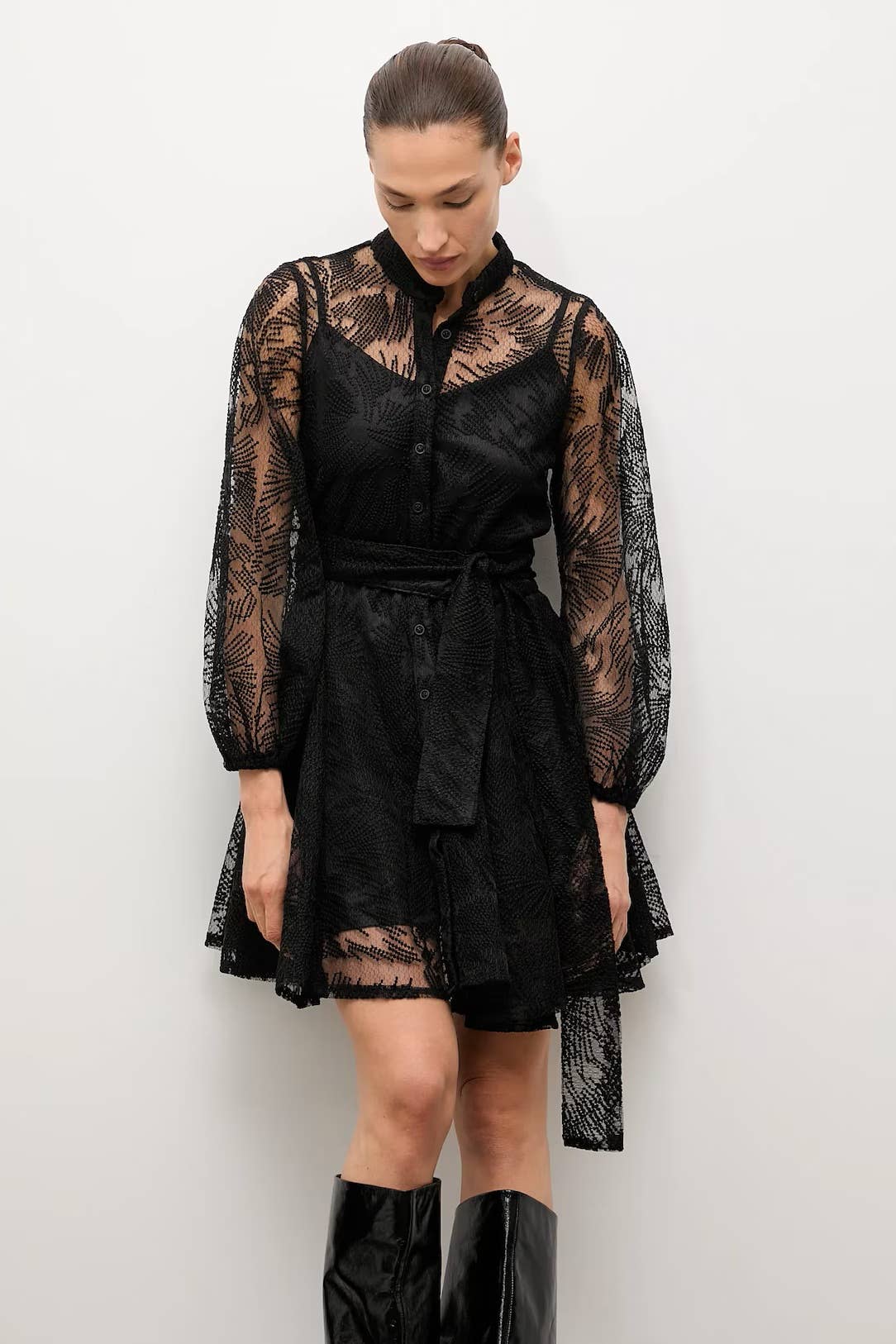 Choklate Paris Sonia Skaterkleid aus Spitze – Schwarz