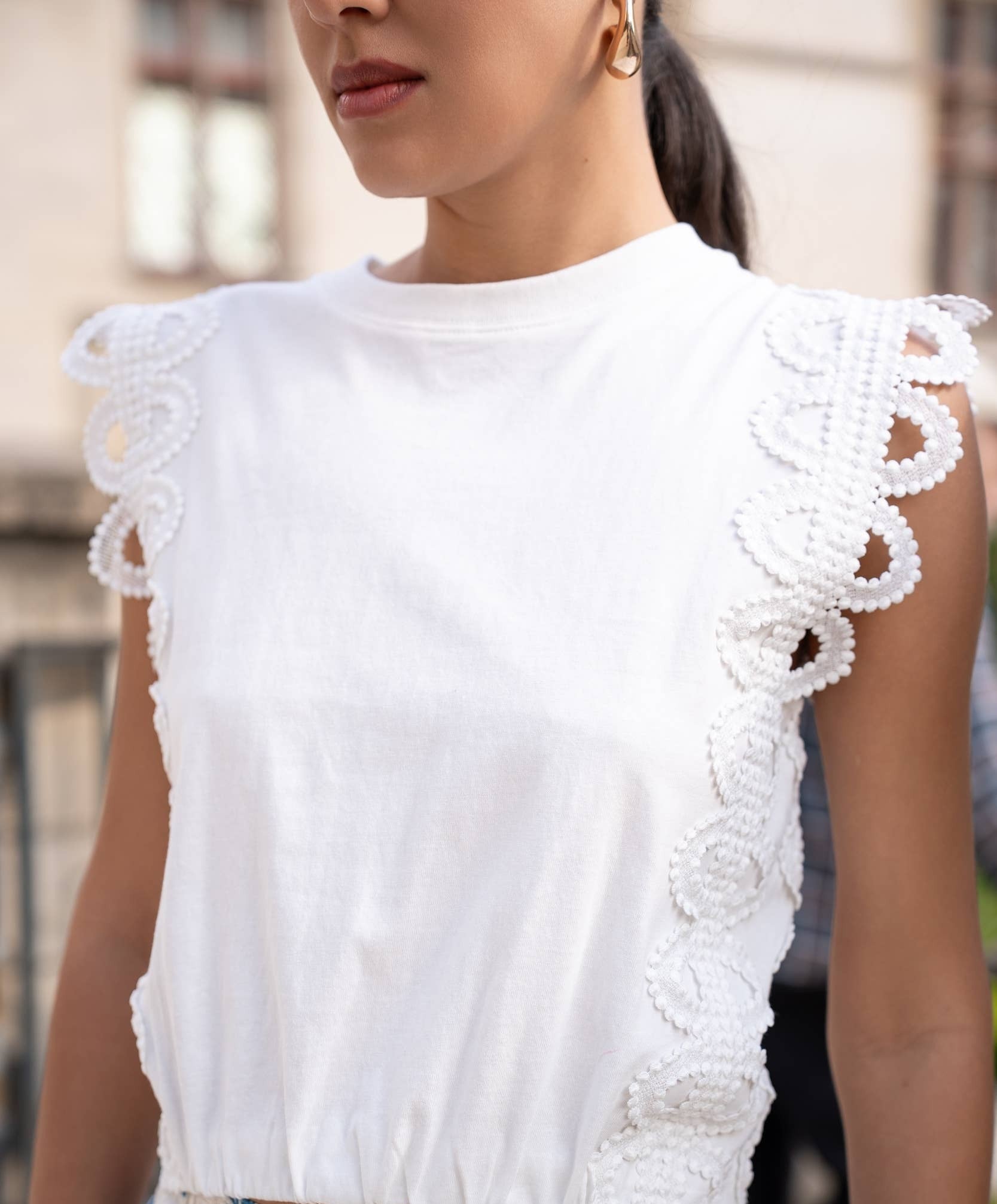 Choklate Paris Crop-Top aus Baumwolle mit Spitzenbesatz Weiß