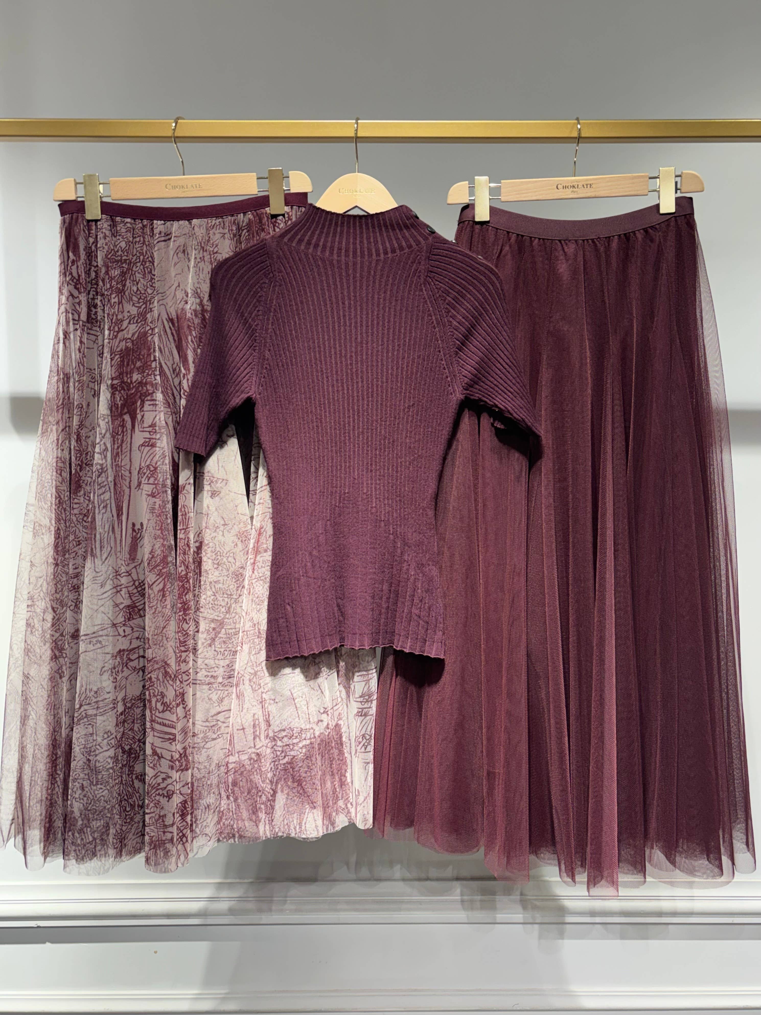 Choklate Paris Kurzarmpullover Lou mit Schulterknöpfen Pflaume