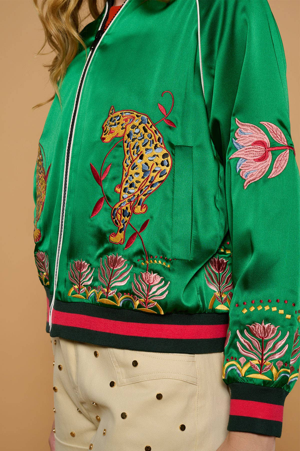 Minueto Bomberjacke Jaguar Satin Grün mit Stickerei