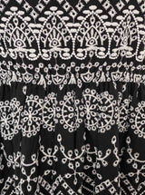 Zwillingsherz Maxikleid mit Lochstickerei Schwarz Weiß