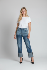 Sexy Woman Boyfriend Jeans mit Ziernähten in verwaschenem Mittelblau