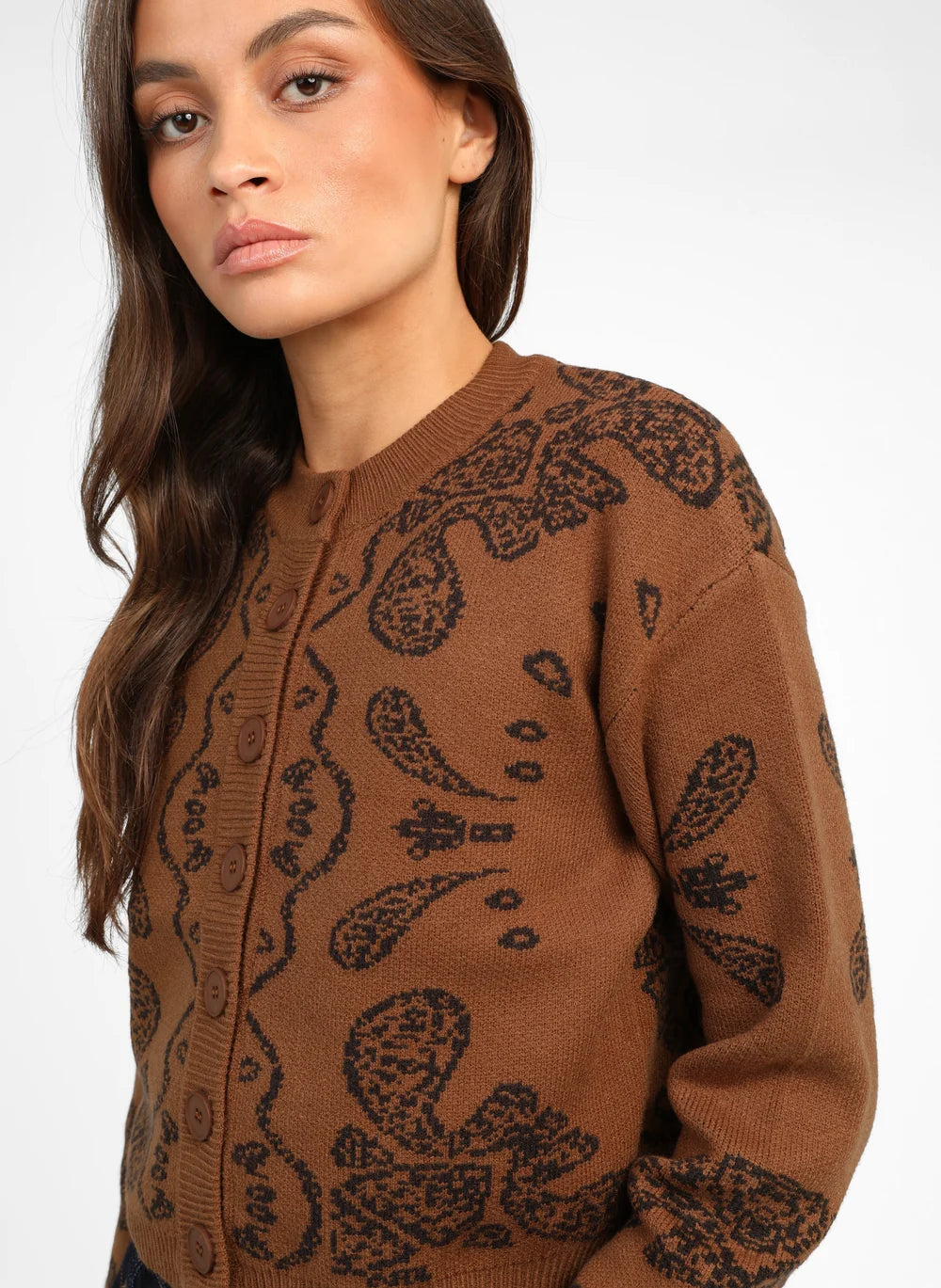 An’ge Paris Strickjacke NAYANA Cognac-Braun mit Jacquardmuster