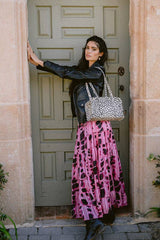 Piti Cuiti - Sintra Shopper-Tasche Dalmatiner-Print - Weiß-Schwarz - Leder mit Felltextur