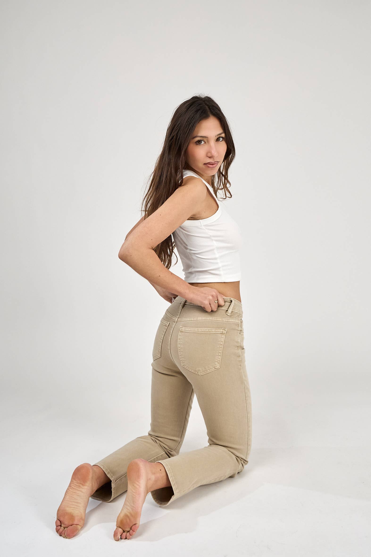 DAMENHOSE MIT GERADER BEINFORM IN FARBE - "Élodie": Crème / Standard - Gerades Bein / 1(T36) 1(T38) 1(T40) 1(T42) 1(T44)