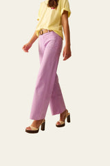 Q2 Gerade geschnittene Jeans mit vorderen Taschen Flieder | Coloured Denim