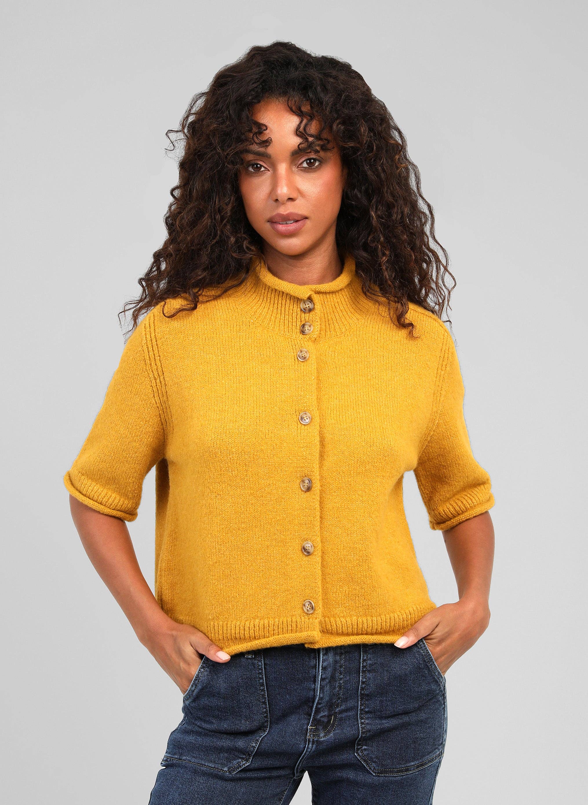 Ange Paris Strickweste Lelya Safran-Gelb