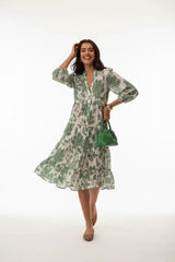 Choklate Paris Sienna Hemdblusenkleid Midilänge Florales Hibiskusmuster Grün-Weiß - Boho-Stil