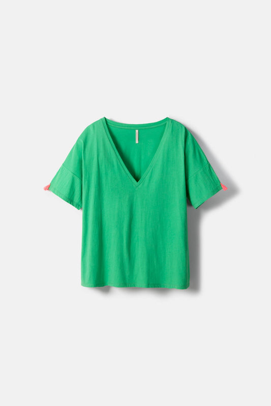 T-Shirt mit V-Ausschnitt und Ärmeldetail "Clean" Grün