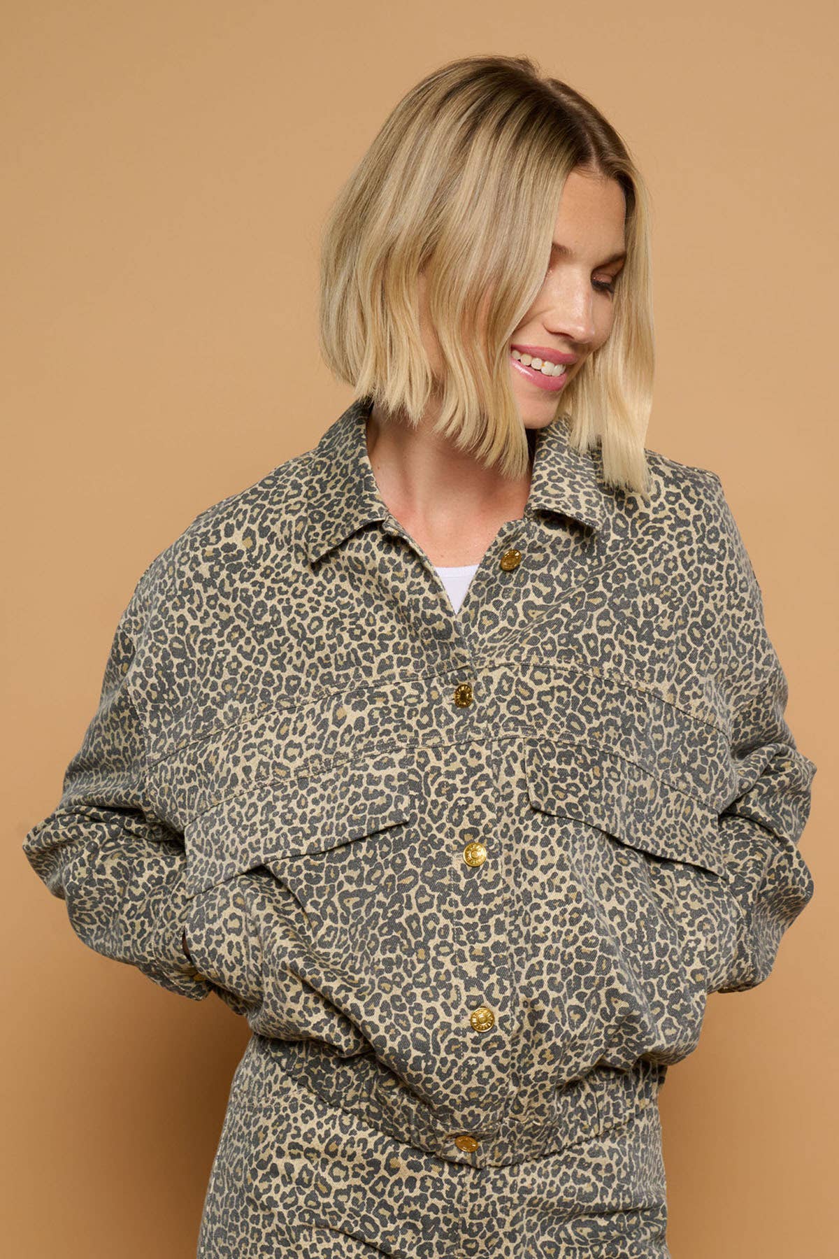 Minueto Jeansjacke Leo Beige Animal-Print 100% Baumwolle