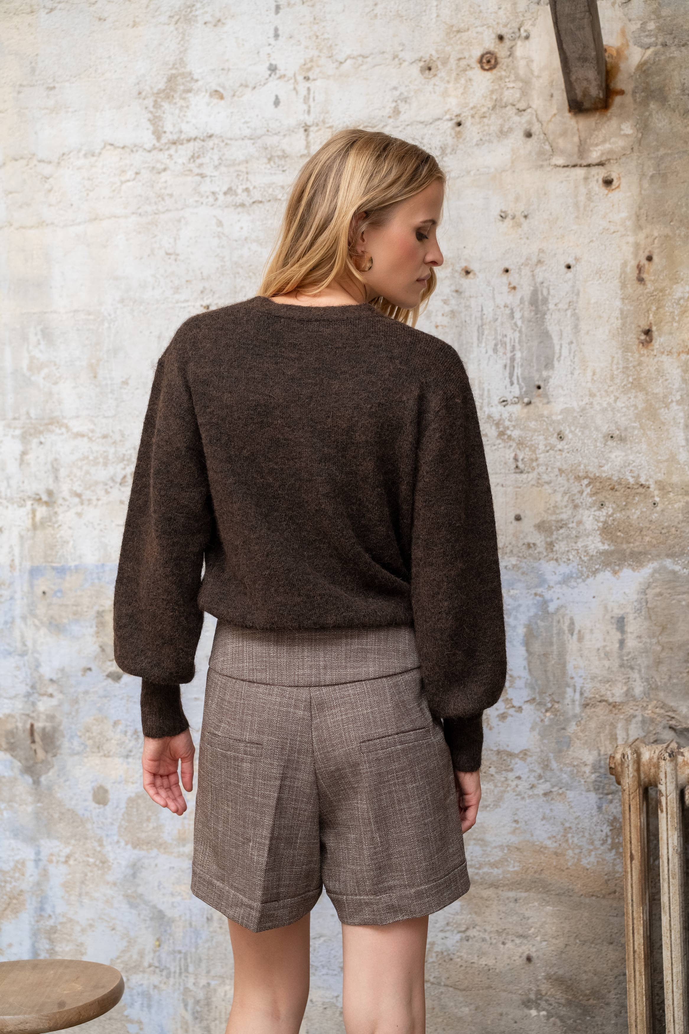 Lulumary Pullover in Wickeloptik mit V-Ausschnitt Cafébraun