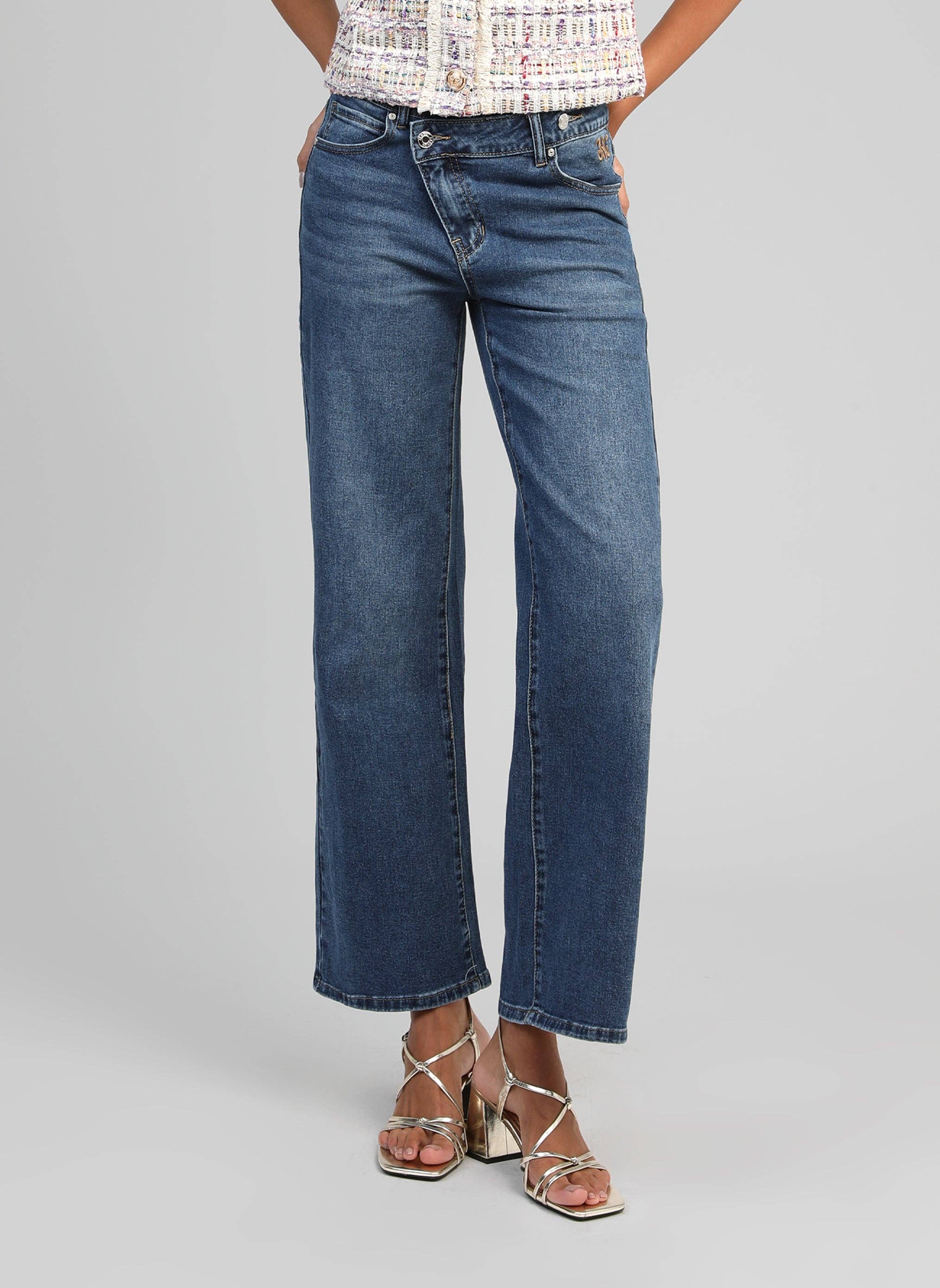 Ang'e Paris Jeans Pika Blau Straight-Flaire Denim