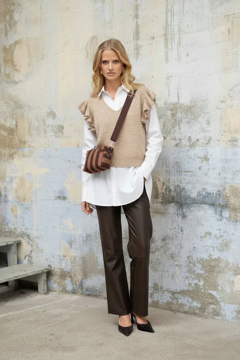 Lulumary Rüschenpullover in Taupe mit V-Ausschnitt