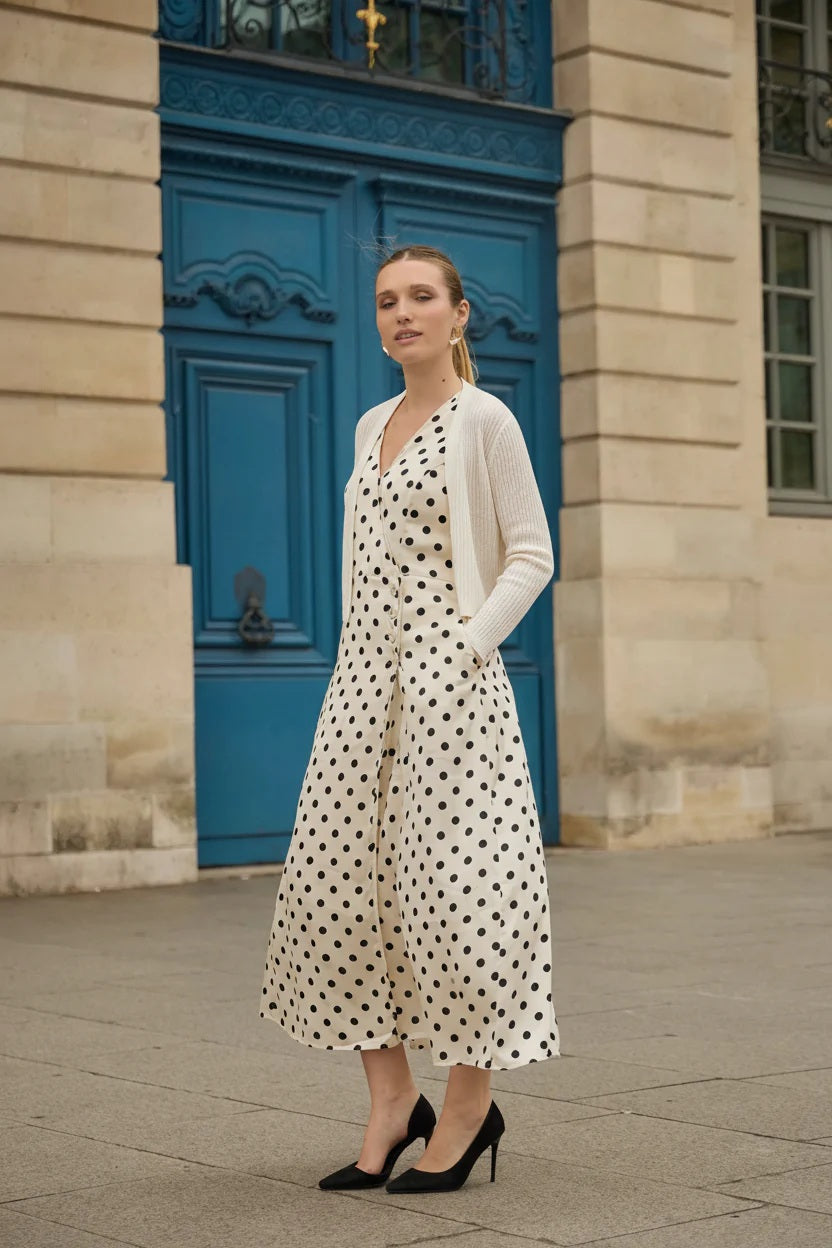 Lulumary Kleid Punkte Creme Schwarz V-Ausschnitt