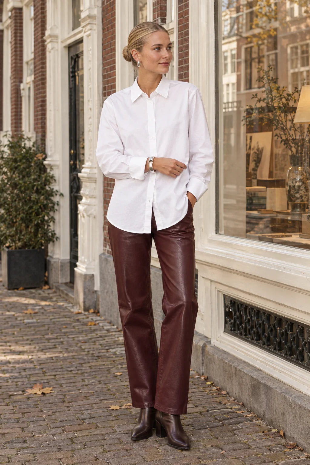 Attentif Paris Hemdbluse aus Baumwolle-Modal mit Haifischkragen Weiß