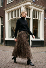 TAMBA Feinstrick-Rollkragenpullover mit Viskose und Angora Schwarz