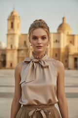 Choklate Paris Satin-Top Elisabeth Mokka mit Schleife